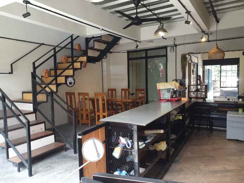dijual rumah jl puri dago arcamanik