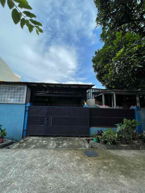 dijual rumah jl rajawali 6 blok dj6