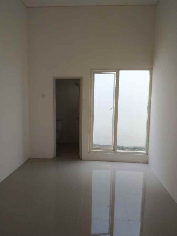 dijual rumah jl raya hulaan menganti gresik