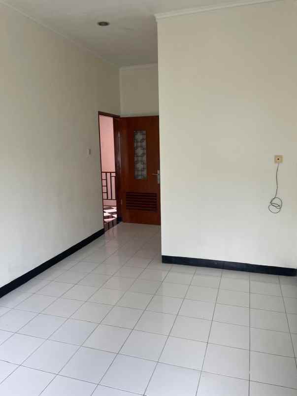 dijual rumah jl saluyu indah riung