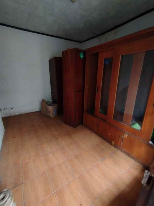 dijual rumah jl saturnus tengah komplek