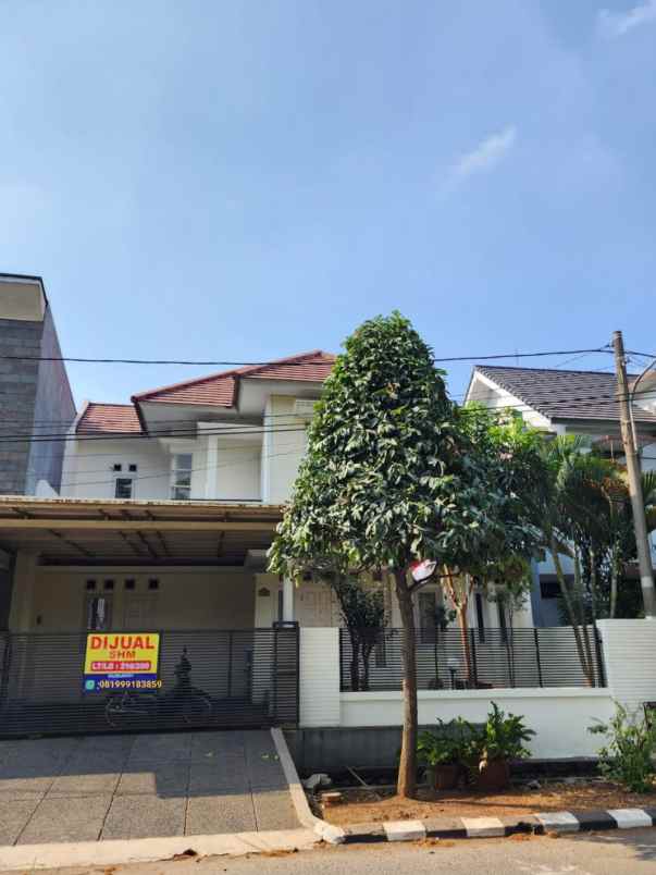 dijual rumah jln kemang pratama raya