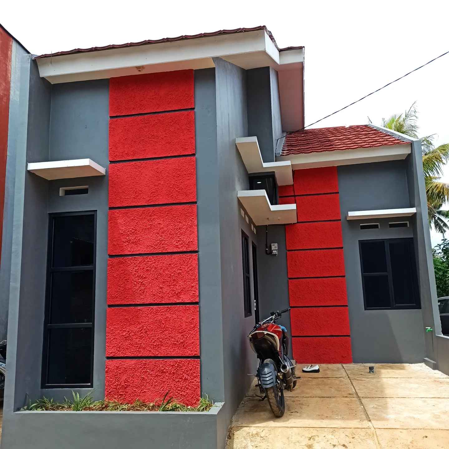 dijual rumah jln raya cipayung