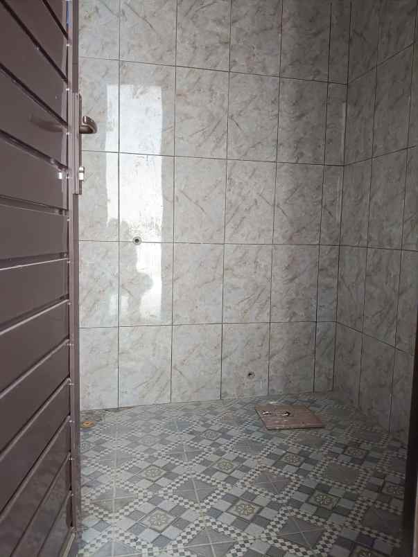 dijual rumah jln tabroni