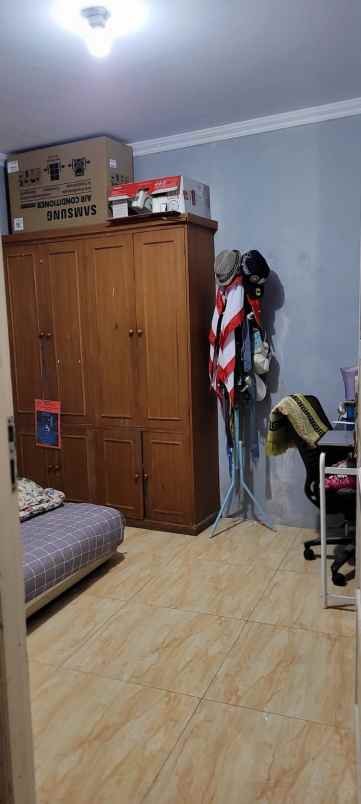 dijual rumah jurang manggu timur