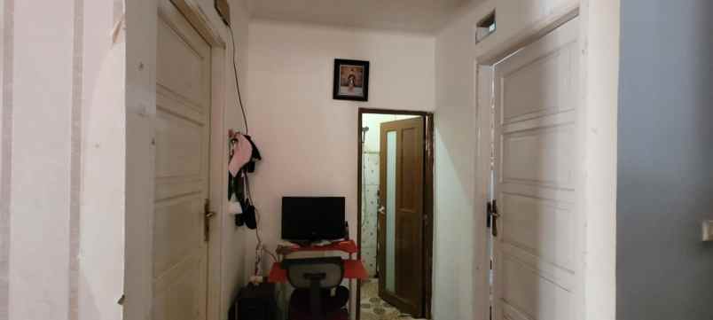 dijual rumah jurang manggu timur