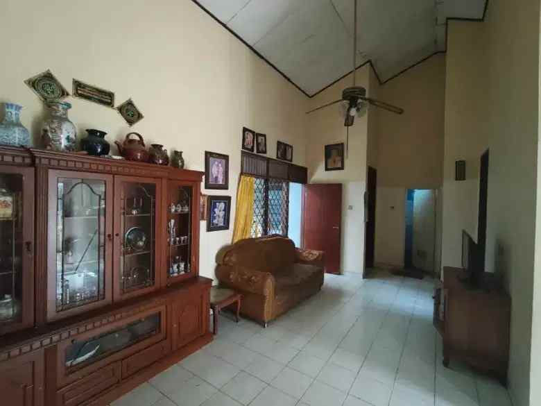dijual rumah jurangmangu timur