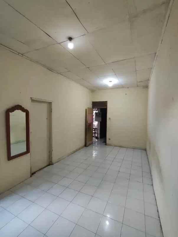dijual rumah jurangmangu timur