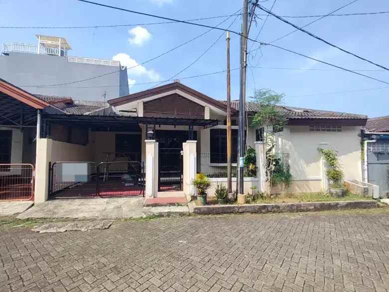 dijual rumah jurangmangu timur