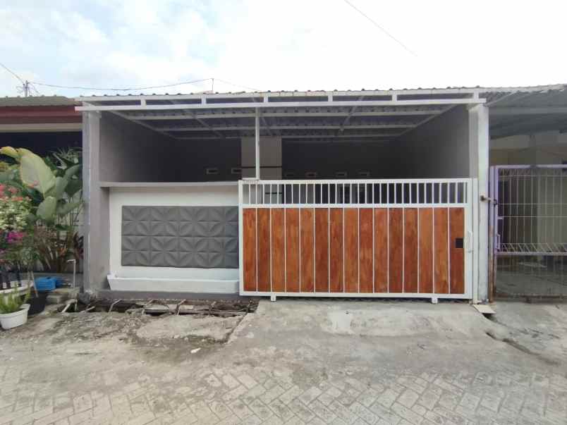 dijual rumah kadokan grogol sukoharjo