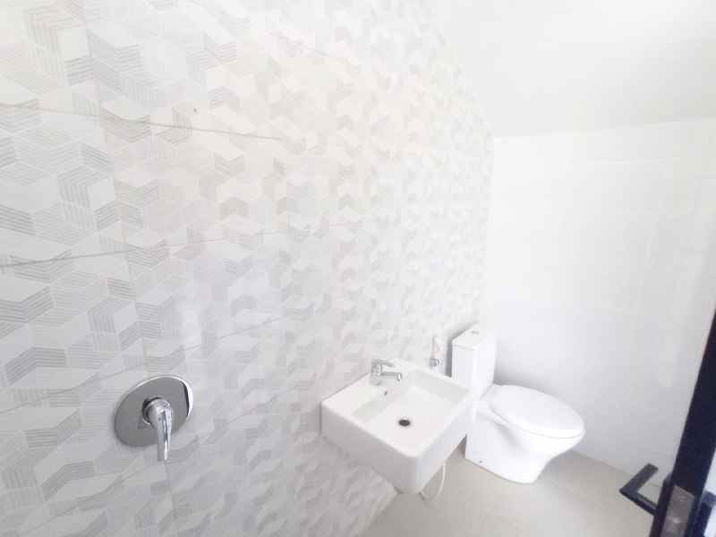 dijual rumah kali rungkut