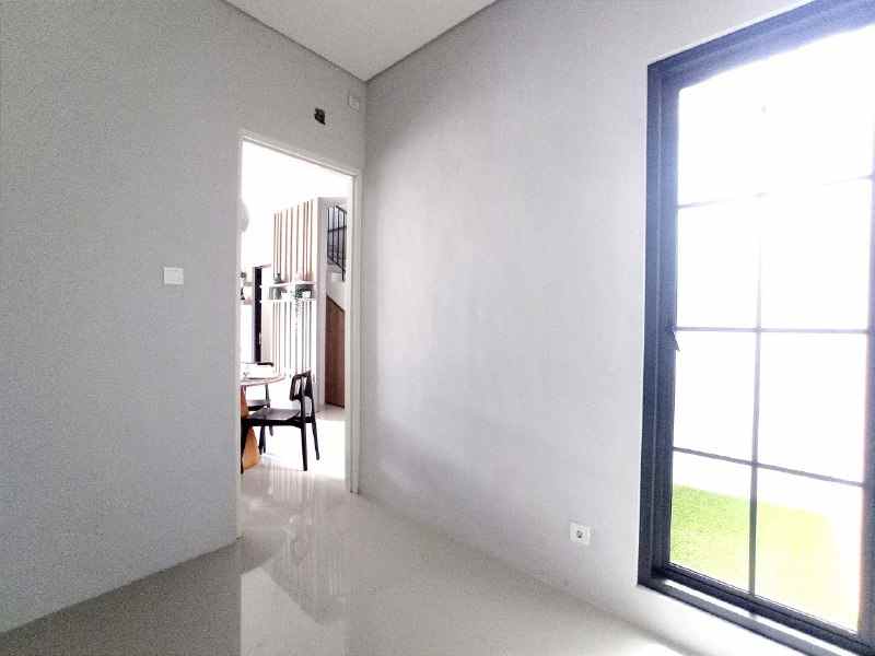 dijual rumah kali rungkut