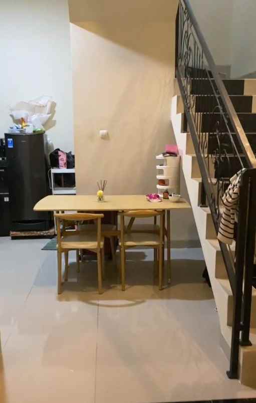 dijual rumah kalimulya cilodong depok