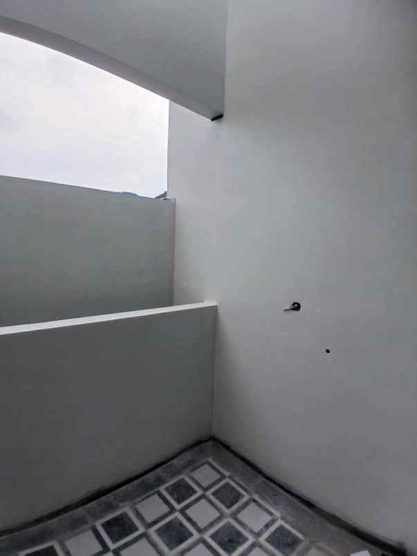 dijual rumah kalimulya depok