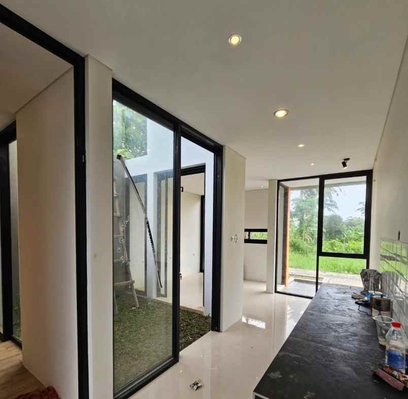 dijual rumah kaliurang km 10