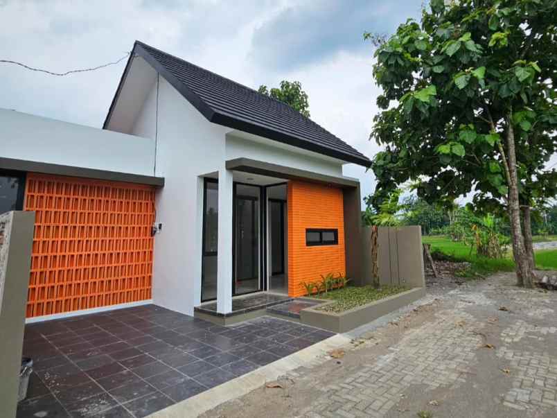 dijual rumah kaliurang km 10