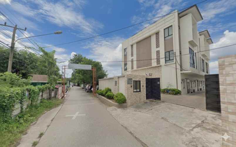 dijual rumah karawang