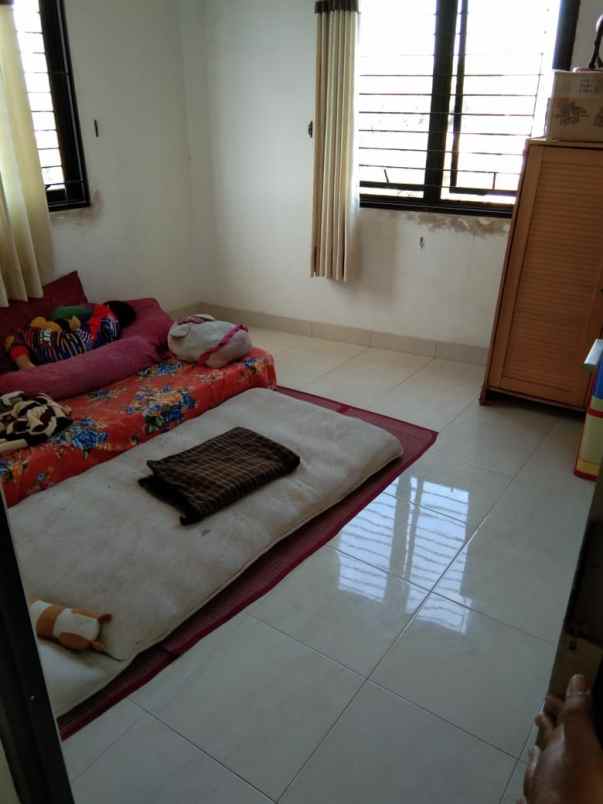 dijual rumah kec parongpong