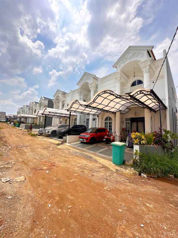 dijual rumah kelapa 2 wetan