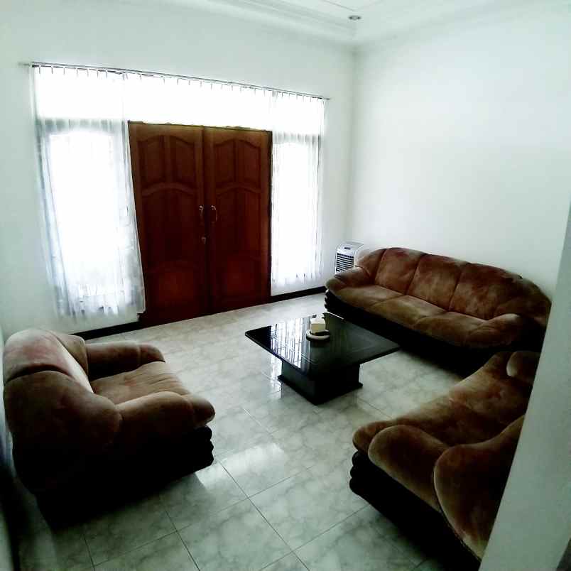 dijual rumah kertajaya indah