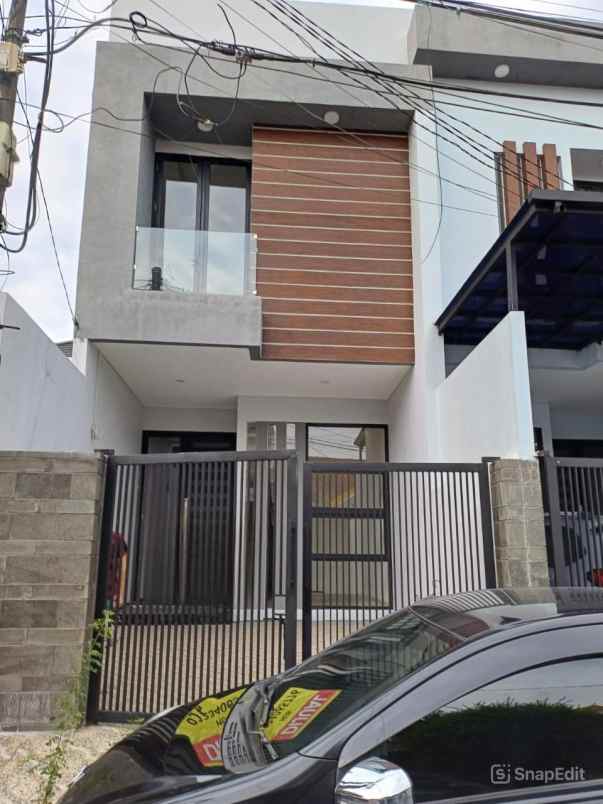 dijual rumah klampis