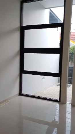 dijual rumah klampis