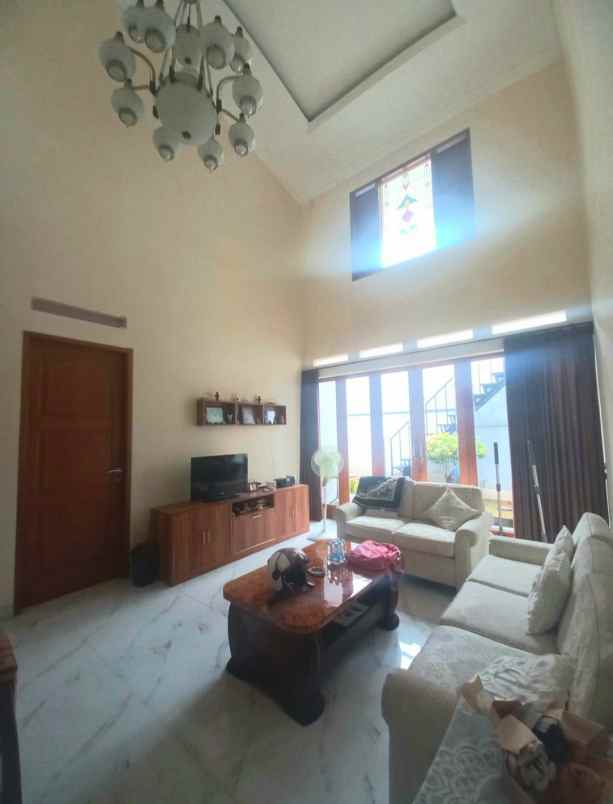 dijual rumah komplek abadi pondok bambu