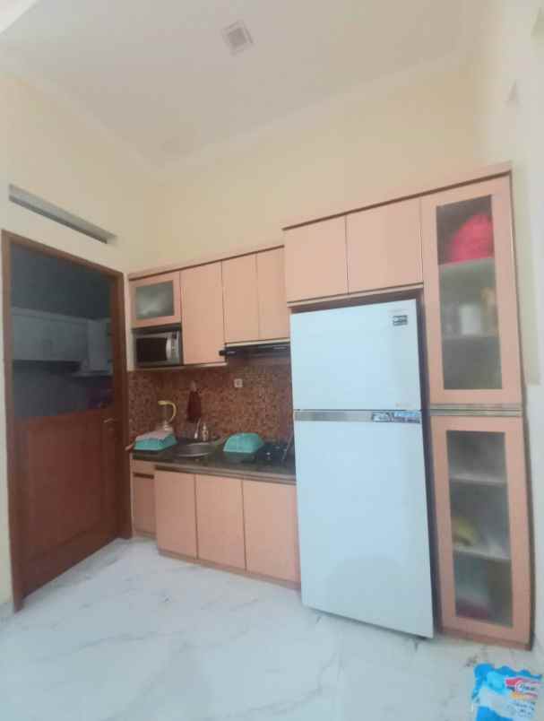 dijual rumah komplek abadi pondok bambu