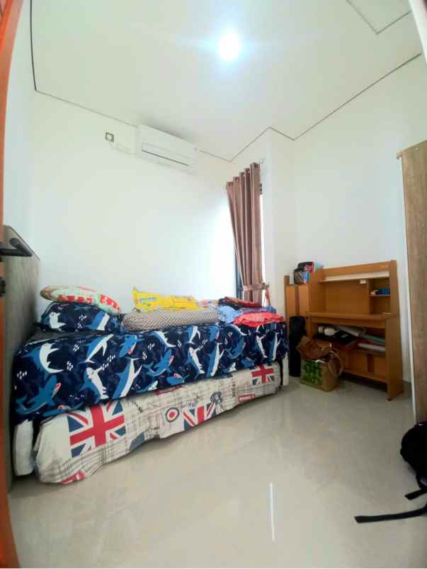 dijual rumah komplek abadi pondok bambu