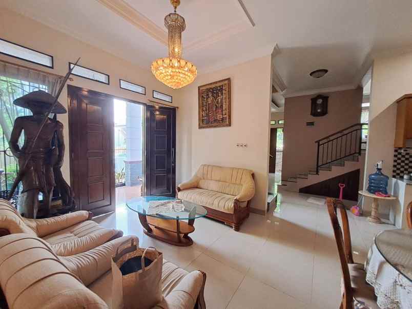 dijual rumah komplek billymoon duren sawit