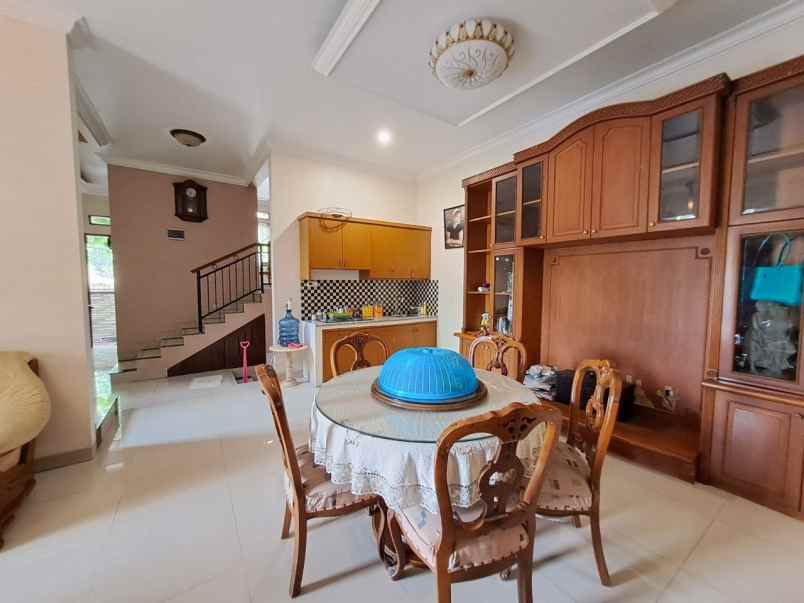 dijual rumah komplek billymoon duren sawit