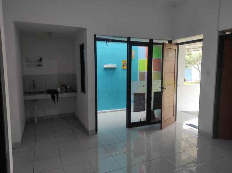 dijual rumah komplek di soreang