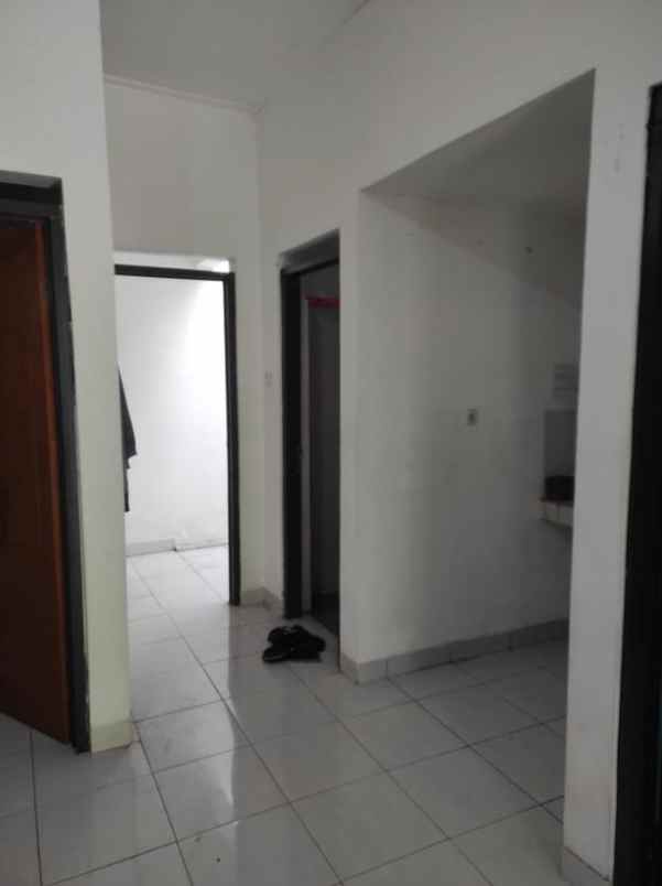 dijual rumah komplek di soreang