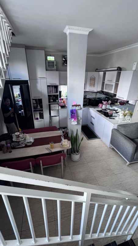 dijual rumah komplek green city view