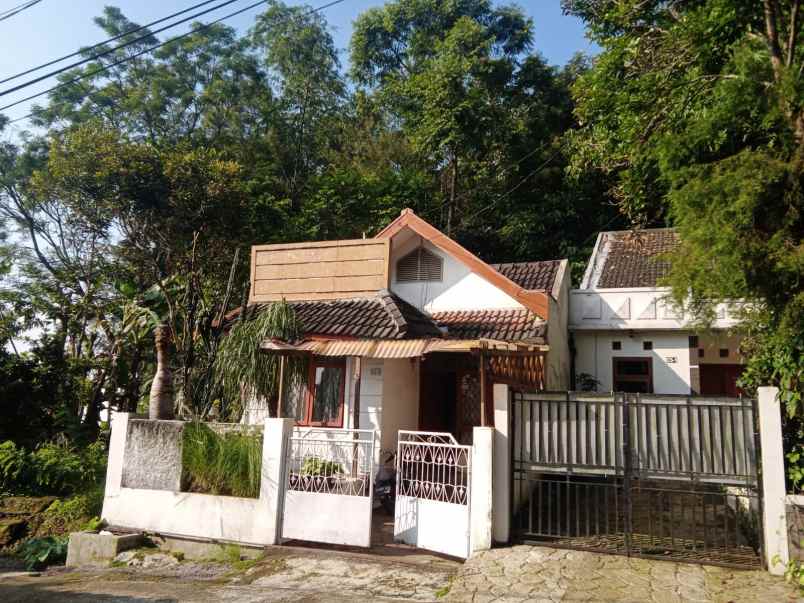 dijual rumah komplek griya bukit mas