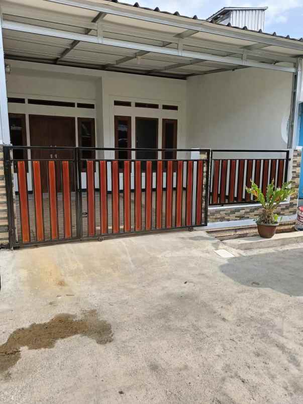 dijual rumah komplek griya permata asri