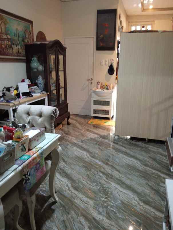 dijual rumah komplek kavling marinir