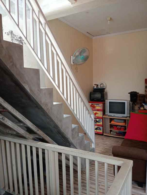 dijual rumah komplek kavling marinir