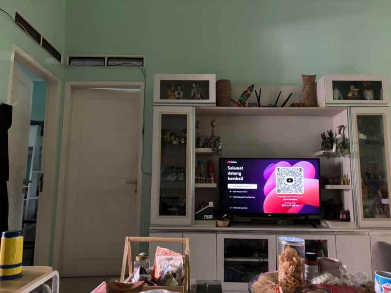 dijual rumah komplek sanggar hurip