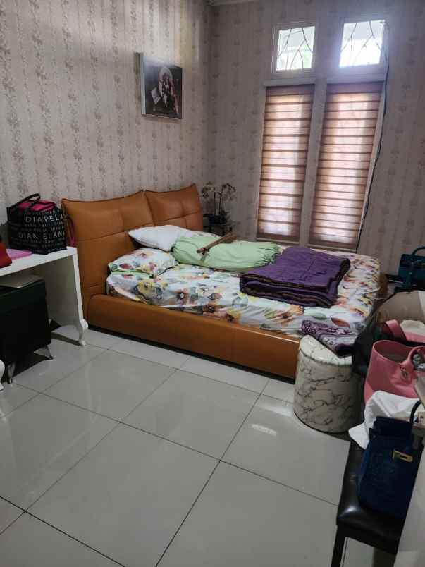 dijual rumah komplek tanjungsari asri