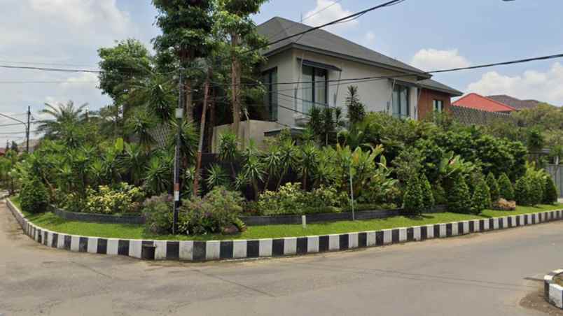 dijual rumah kupang indah