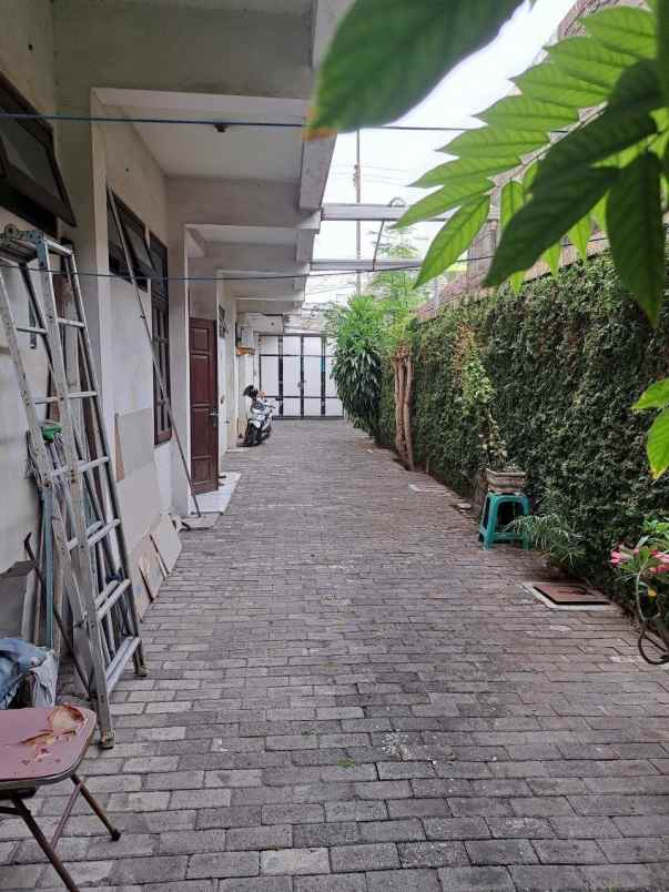dijual rumah kutisari