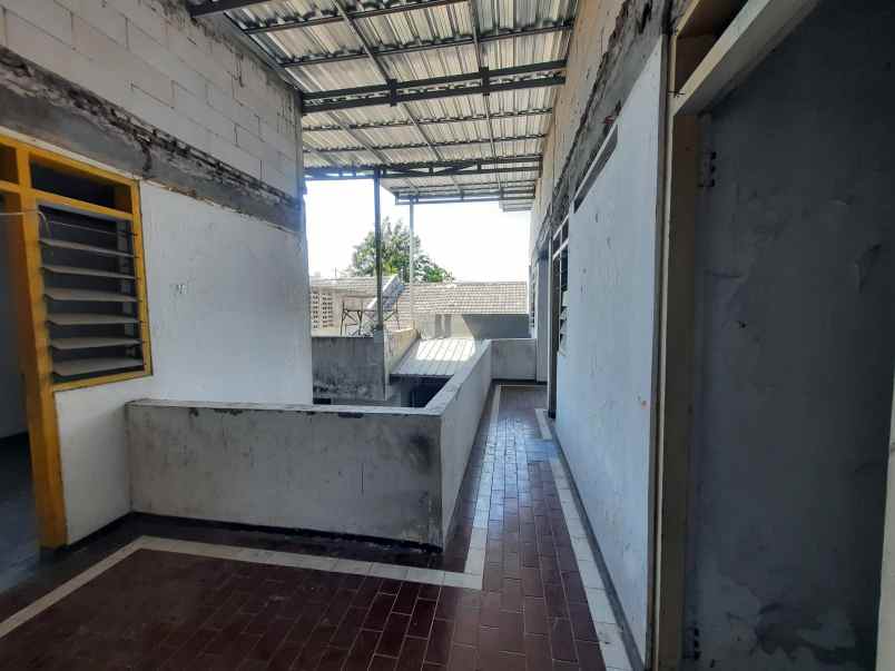dijual rumah kutisari indah utara