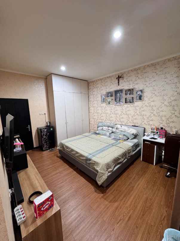 dijual rumah lebak arum kenjeran