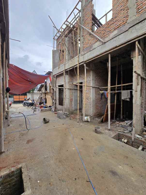 dijual rumah m kahfi 1 cipedak near