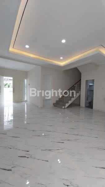 dijual rumah manyar tirtomoyo