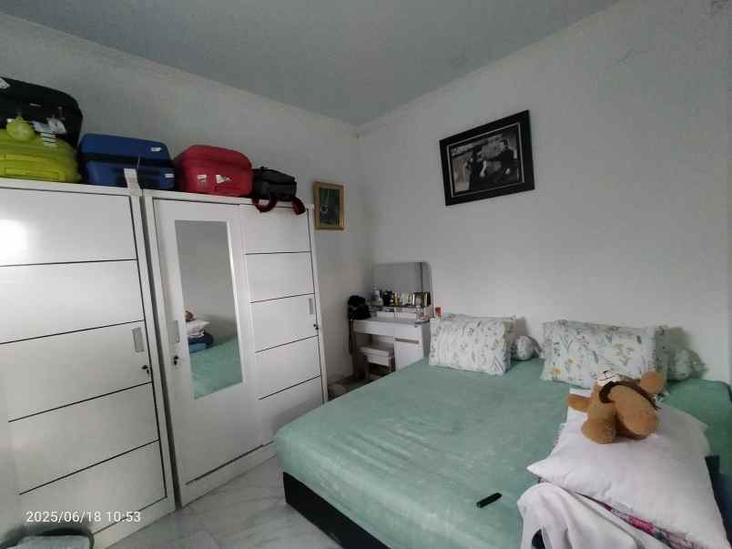 dijual rumah margahayu raya