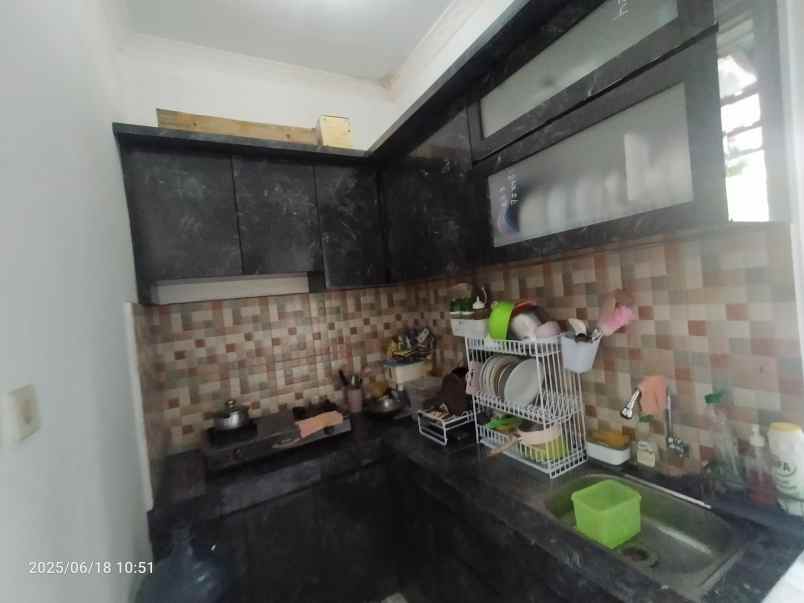 dijual rumah margahayu raya