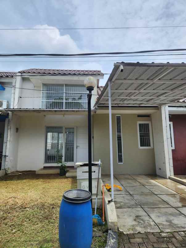 dijual rumah margajaya