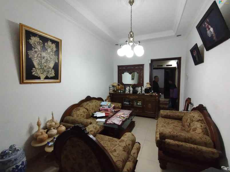 dijual rumah margawangi buahbatu kota